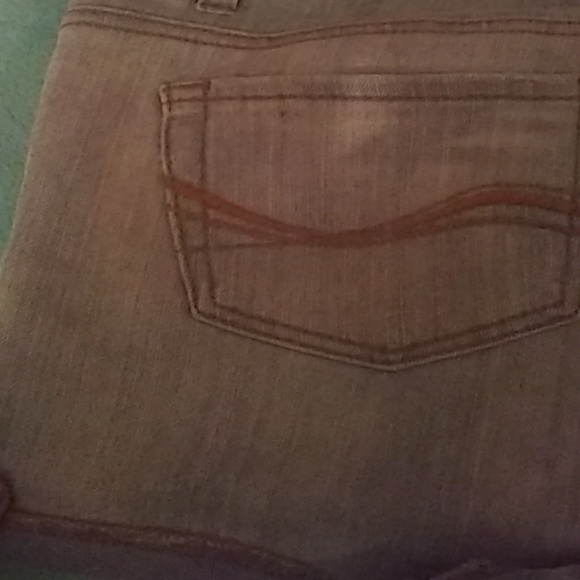 Short's - Picture 4 of 6